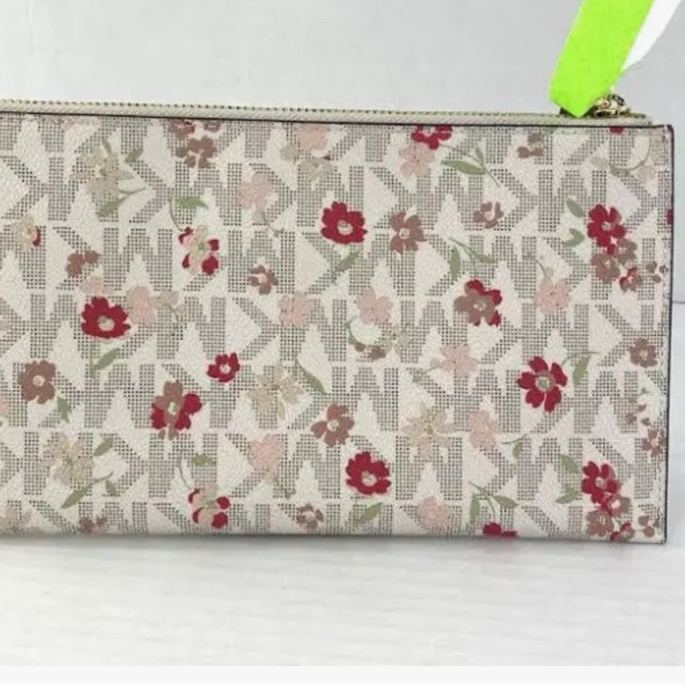Michael Kors Pink Floral Logo Wristlet with Gold Hardware NWOT - Picture 4 of 11